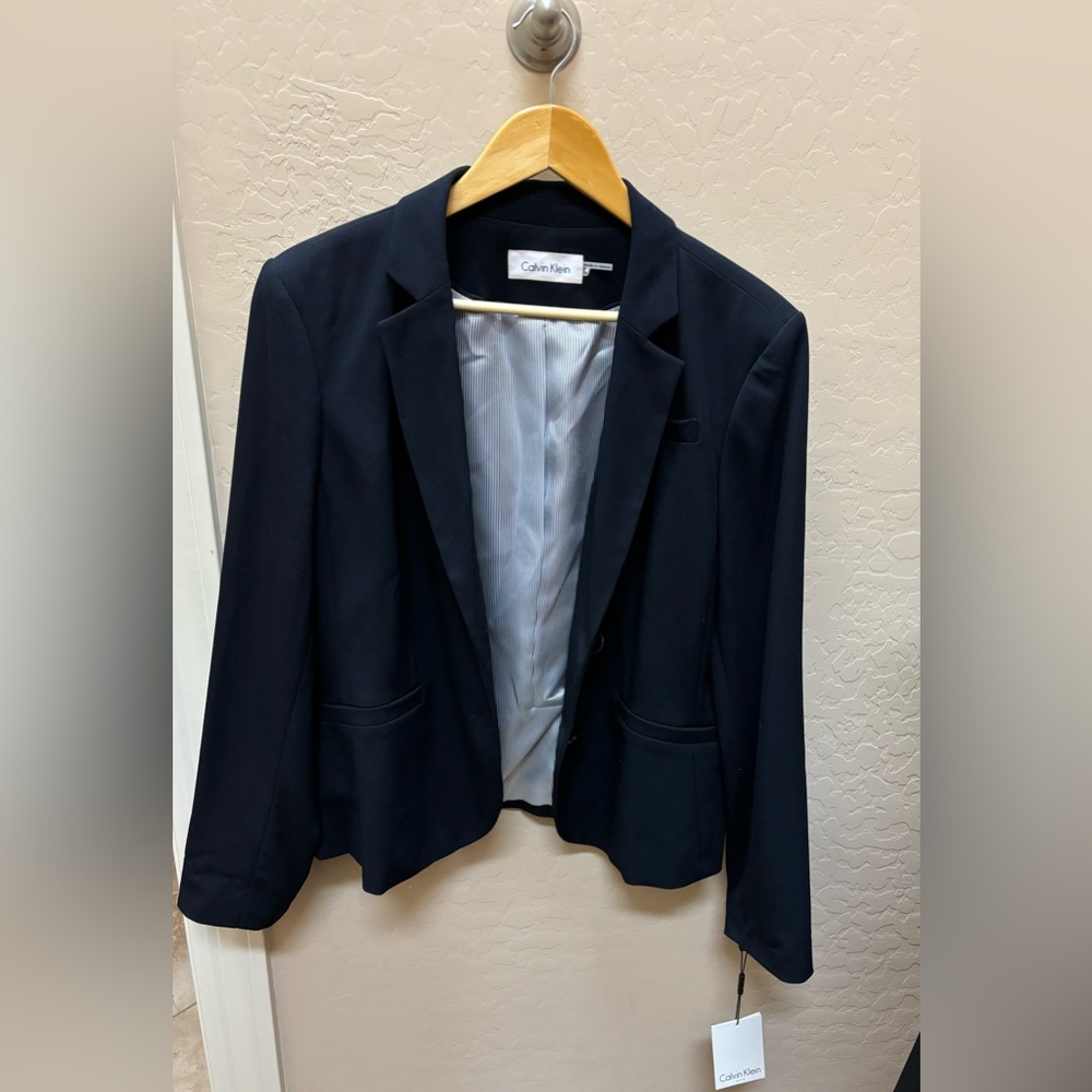 NWT Calvin Klein Women’s Blazer/Jacket. Navy. Lined. Size 16.